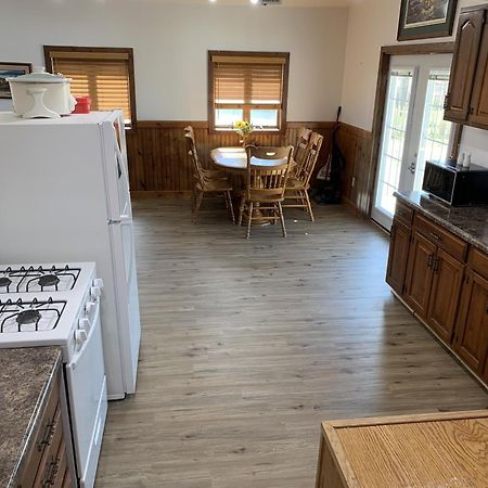 Cozy Home Lake Huron With Loft 2 Bedroom 1 Bathroom Au Gres Екстер'єр фото