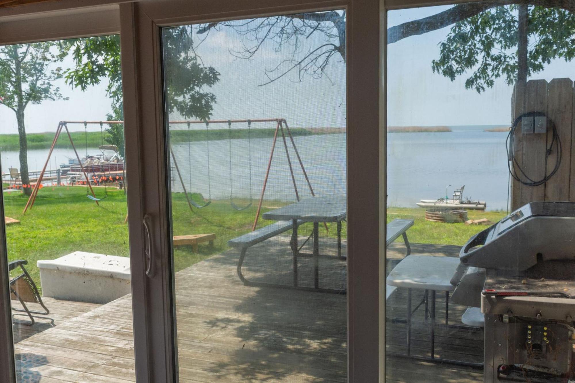 Cozy Home Lake Huron With Loft 2 Bedroom 1 Bathroom Au Gres Екстер'єр фото